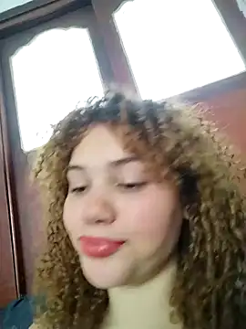 Snapshot of SirenRouge_69 chatting on February 9, 2026, 8:18 pm SirenRouge 69 online show from February 9, 2026, 8:18 pm