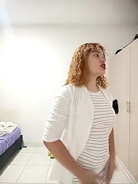 SirenRouge 69 online show from September 22, 2025, 8:37 pm