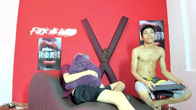 BEAUTY BOYS1 online show from February 28, 2026, 10:20 pm