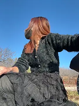 xiaoliansweet online show from November 27, 2025, 5:41 am