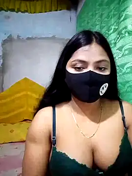 Mistompa24 online show from November 3, 2025, 2:20 pm