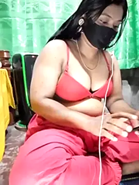 Snapshot of Mistompa24 chatting on February 15, 2026, 9:14 pm Mistompa24 online show from February 15, 2026, 9:14 pm