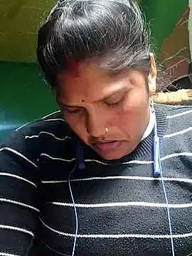 Rakhi j online show from November 16, 2025, 10:09 am