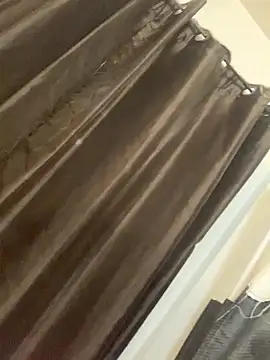 Snapshot of DanBfl chatting on December 22, 2025, 10:10 pm DanBfl online show from December 22, 2025, 10:10 pm