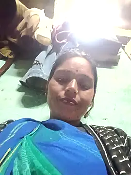 Snapshot of Dikchahot chatting on November 8, 2025, 1:25 pm Dikchahot online show from November 8, 2025, 1:25 pm