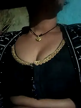 Snapshot of Dikchahot chatting on November 28, 2025, 2:17 pm Dikchahot online show from November 28, 2025, 2:17 pm