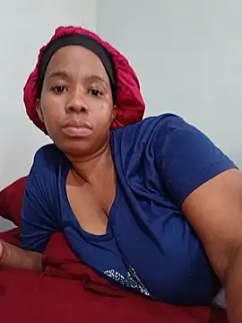 Snapshot of Miss-Alison chatting on July 28, 2026, 11:28 am Miss-Alison online show from July 28, 2026, 11:28 am