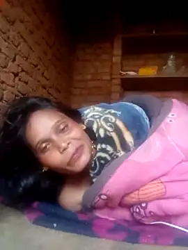 Snapshot of cute_diya_12 chatting on January 15, 2026, 2:48 am cute diya 12 online show from January 15, 2026, 2:48 am