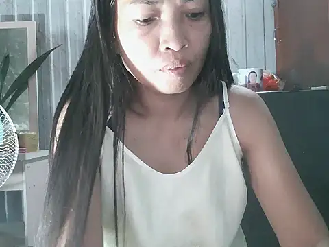 pinayhotii online show from October 14, 2025, 8:53 pm