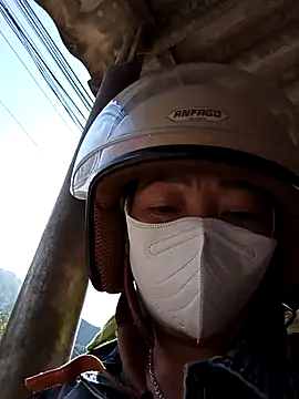  Helala  online show from October 5, 2025, 2:46 am