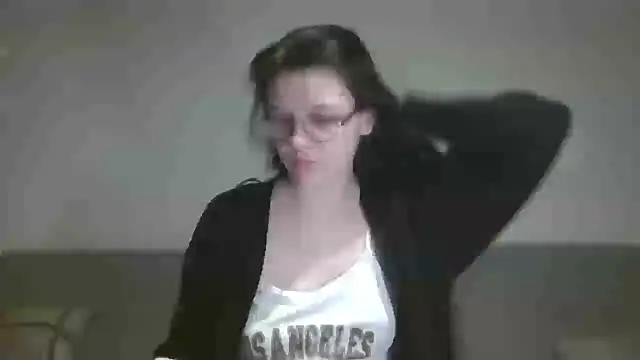 LaVostraDorothy online show from November 6, 2025, 10:03 pm