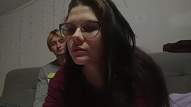 LaVostraDorothy online show from April 12, 2026, 7:50 pm