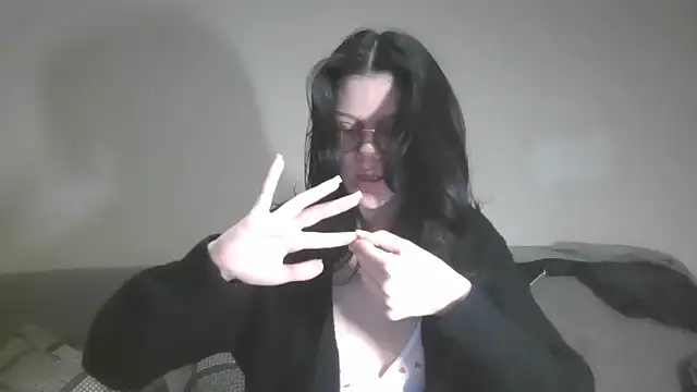 LaVostraDorothy online show from October 29, 2025, 8:52 pm