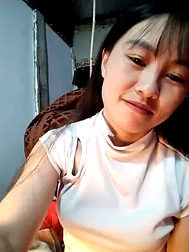   Sasulq   online show from November 25, 2025, 3:29 am