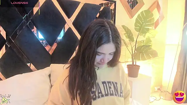 Valery Brand online show from February 19, 2026, 2:25 pm