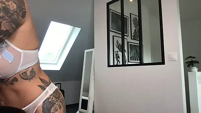 Snapshot of AmyStone__ chatting on February 6, 2026, 11:28 am AmyStone online show from February 6, 2026, 11:28 am