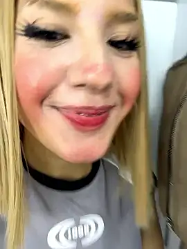 SweetBunnyGF online show from January 14, 2026, 11:08 pm