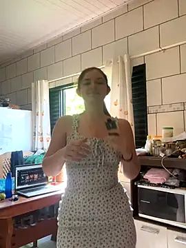 Bininhas2 online show from October 24, 2025, 6:18 pm