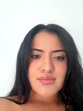 Lu090  online show from September 22, 2025, 8:26 pm