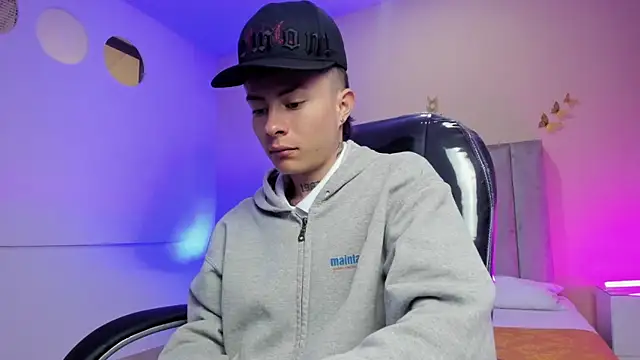 Nascary Fox online show from April 7, 2026, 12:29 pm