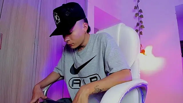 Nascary Fox online show from September 11, 2025, 7:47 pm