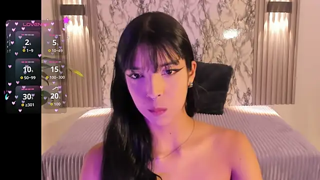 ChloeeMason online show from November 18, 2025, 11:02 am