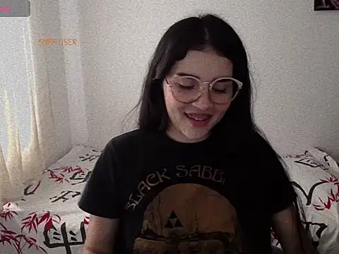 Snapshot of dayan_2 chatting on October 14, 2025, 1:01 pm dayan 2 online show from October 14, 2025, 1:01 pm