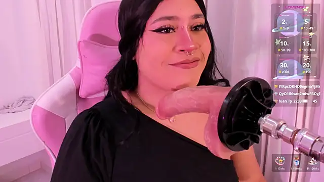 mia yeager online show from October 23, 2025, 3:49 am