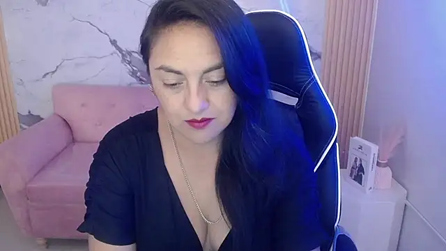 tamara ch1 online show from November 29, 2025, 3:50 am