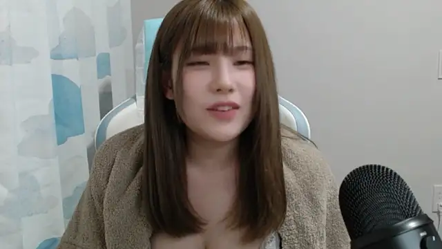 asuka xoxo online show from January 31, 2026, 8:29 pm