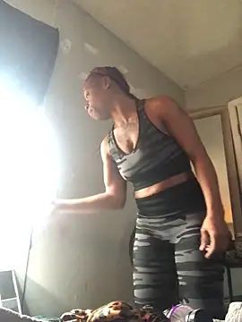 Tishrella6 online show from December 2, 2025, 7:15 pm