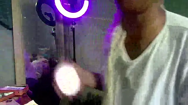 Tishrella6 online show from February 26, 2026, 7:47 pm