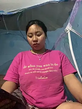 maianhcute online show from February 24, 2026, 3:02 pm