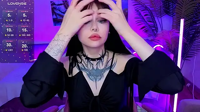 Morana Batt online show from October 25, 2025, 1:49 am