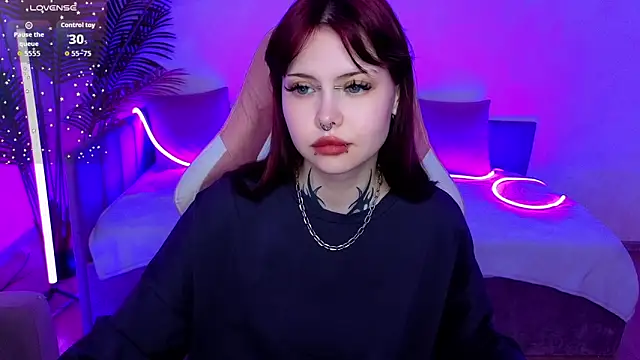 Morana Batt online show from November 14, 2025, 1:42 am