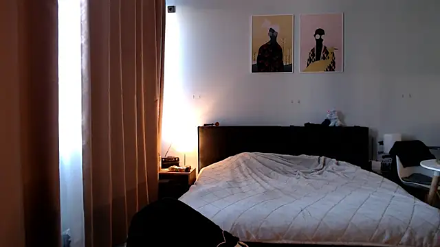 Snapshot of VivianCoke chatting on February 23, 2026, 10:05 am VivianCoke online show from February 23, 2026, 10:05 am