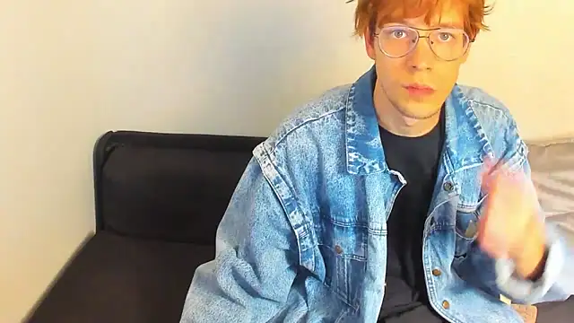 JasperWilson online show from October 2, 2025, 4:10 pm