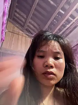 Ngoc-bbi online show from May 18, 2026, 5:18 pm