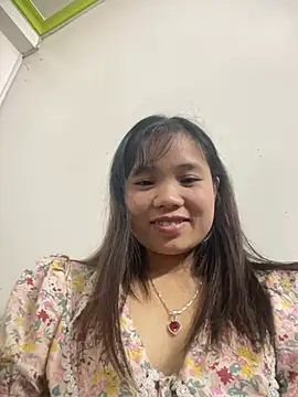 Snapshot of Ngoc-bbi chatting on January 15, 2026, 5:27 pm Ngoc-bbi online show from January 15, 2026, 5:27 pm