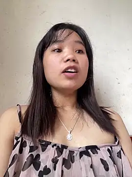 Ngoc-bbi online show from October 17, 2025, 4:16 am