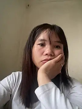 Snapshot of Ngoc-bbi chatting on February 25, 2026, 1:17 am Ngoc-bbi online show from February 25, 2026, 1:17 am