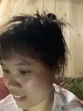 Ngoc-bbi online show from April 7, 2026, 1:46 pm