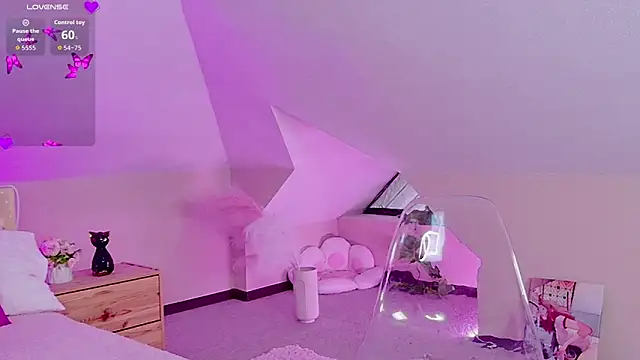 Liann Stark online show from March 25, 2026, 6:46 am