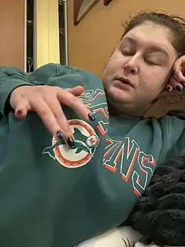 Snapshot of DazzzlingDame chatting on January 31, 2026, 8:29 pm DazzzlingDame online show from January 31, 2026, 8:29 pm