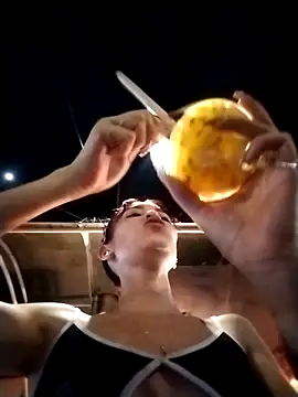 dulcelatin21 online show from November 1, 2025, 5:03 am