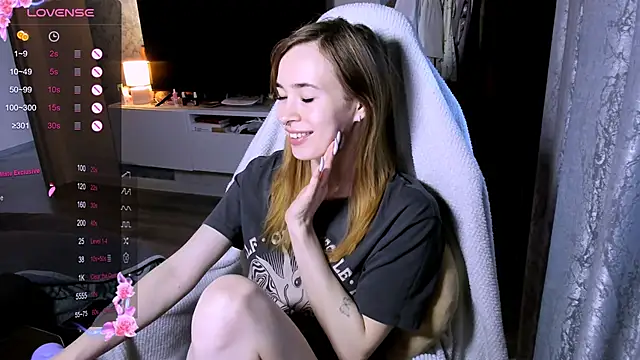 ZoyaMill online show from April 18, 2026, 7:22 am