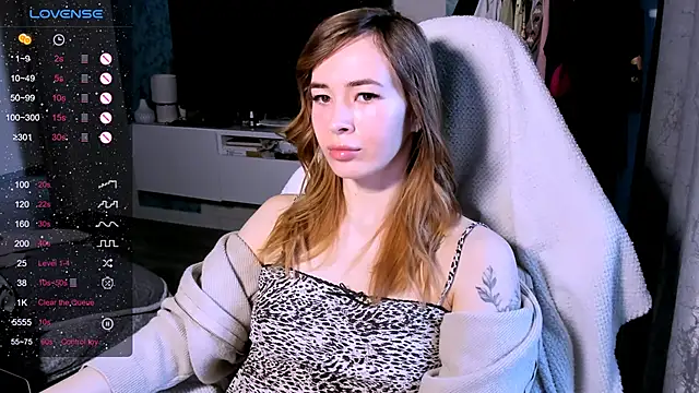 ZoyaMill online show from March 9, 2026, 7:45 am