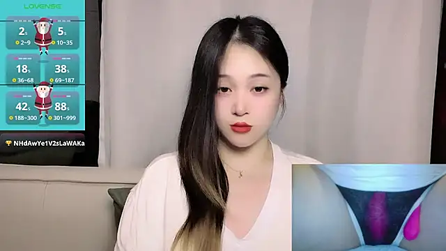 woaiqinqin online show from May 31, 2026, 6:09 pm