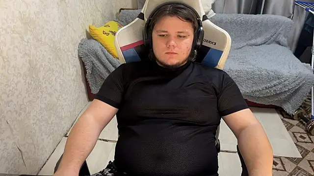 desiredude9 online show from October 5, 2025, 6:09 pm