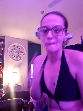 Snapshot of kittykatbean chatting on December 1, 2025, 5:36 pm kittykatbean online show from December 1, 2025, 5:36 pm